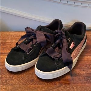 Puma Rose colored sneakers